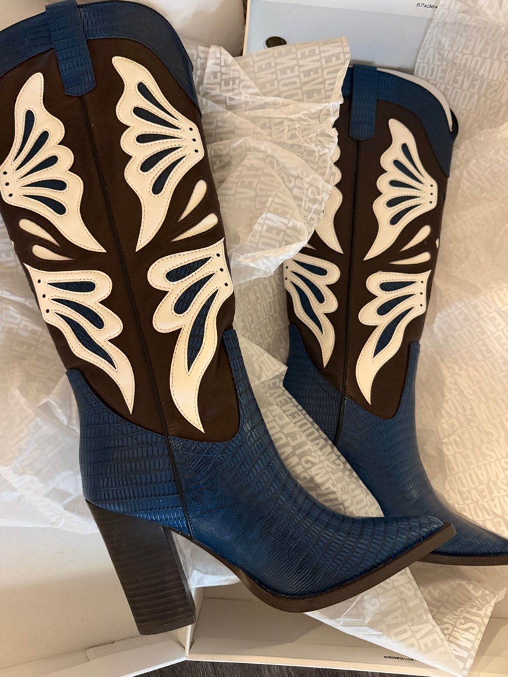 Steve Madden Western Boot - KAZ